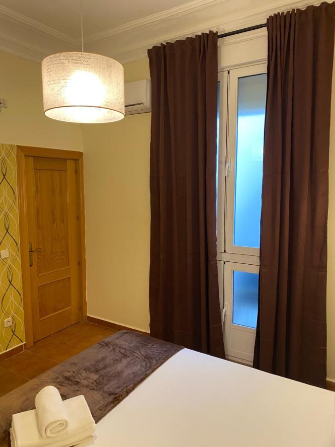 Hostal Alaska Мадрид Екстериор снимка