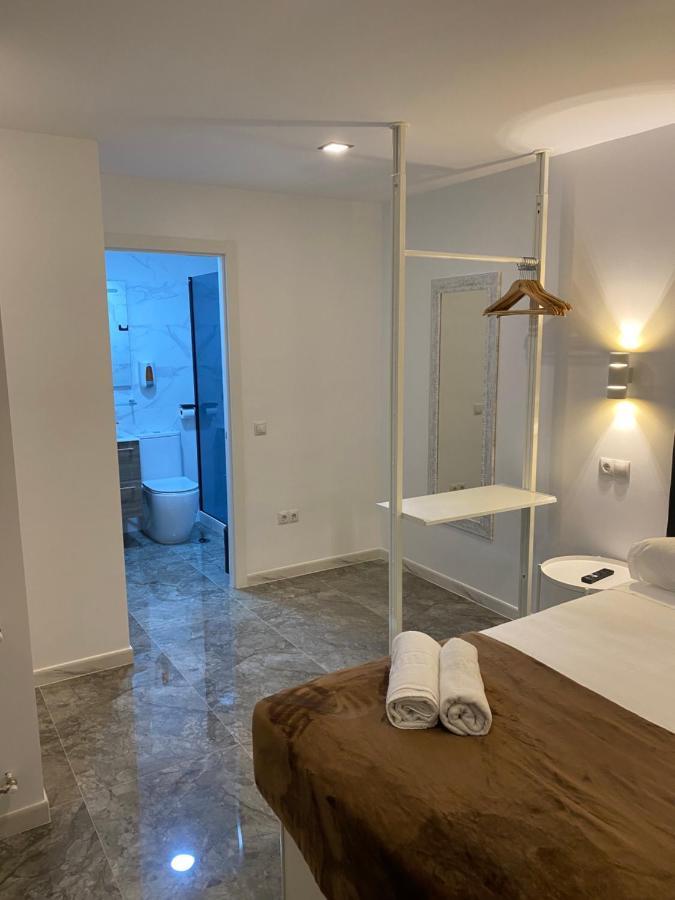 Hostal Alaska Мадрид Екстериор снимка