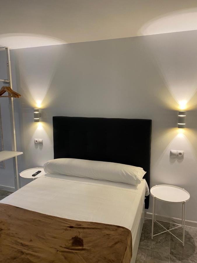 Hostal Alaska Мадрид Екстериор снимка
